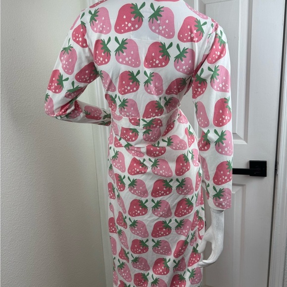 Monica + Andy Strawberry Print Robe Size XS. #335 - Picture 8 of 13